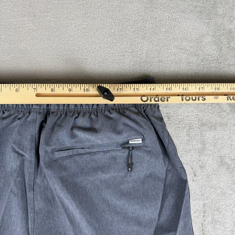 7 Diamonds Core Active Shorts Mens Small Gray Athletic Stretch $59 7D New NWT